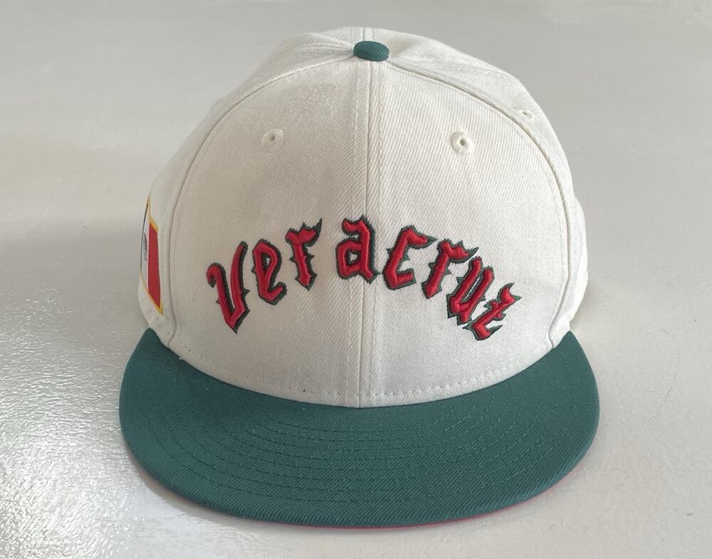 Rings & Crwns AZULES VERACRUZ Baseball Cap Mexican League LMB Fitted Hat Size 8
